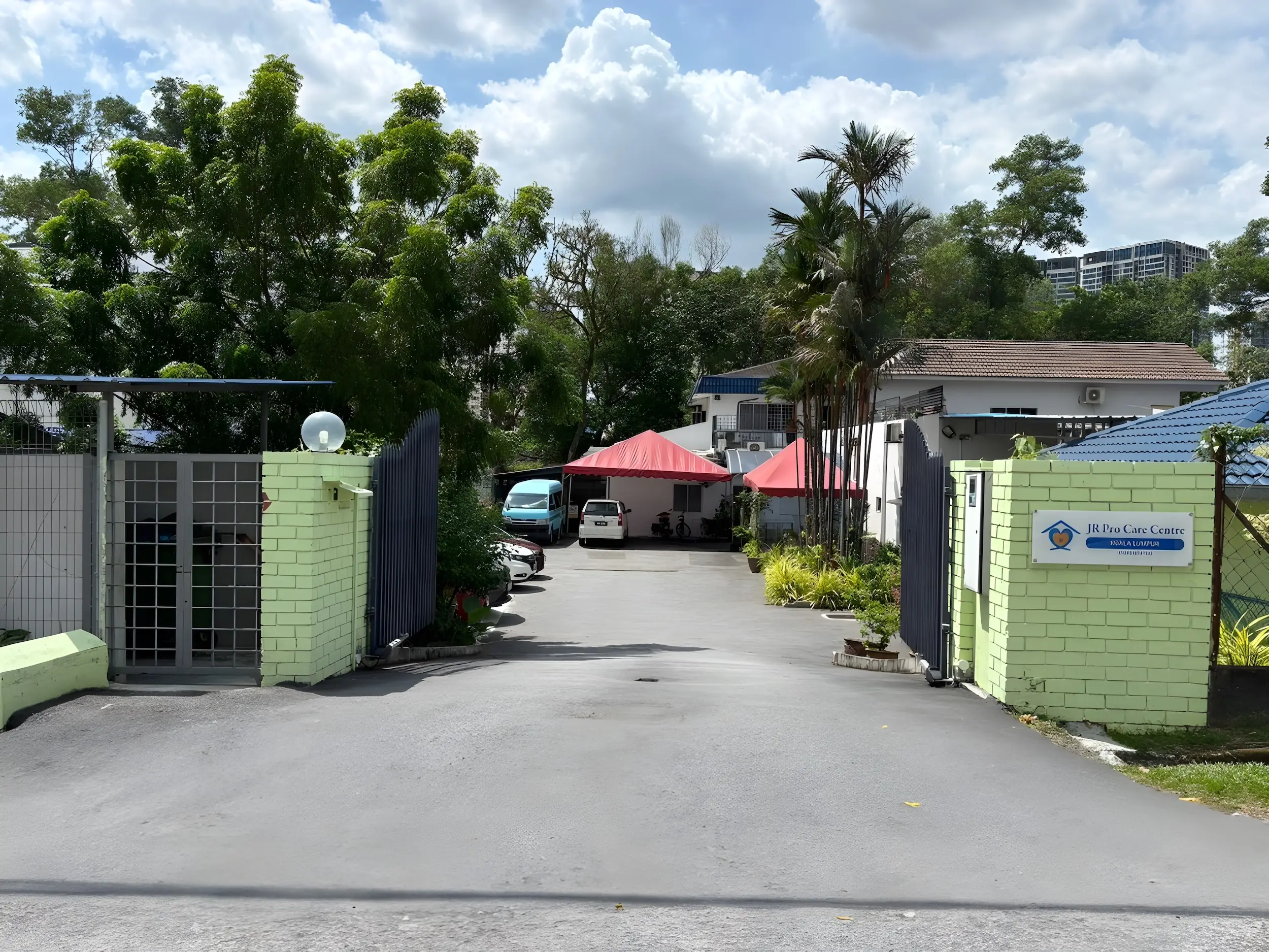 JR Pro care KL